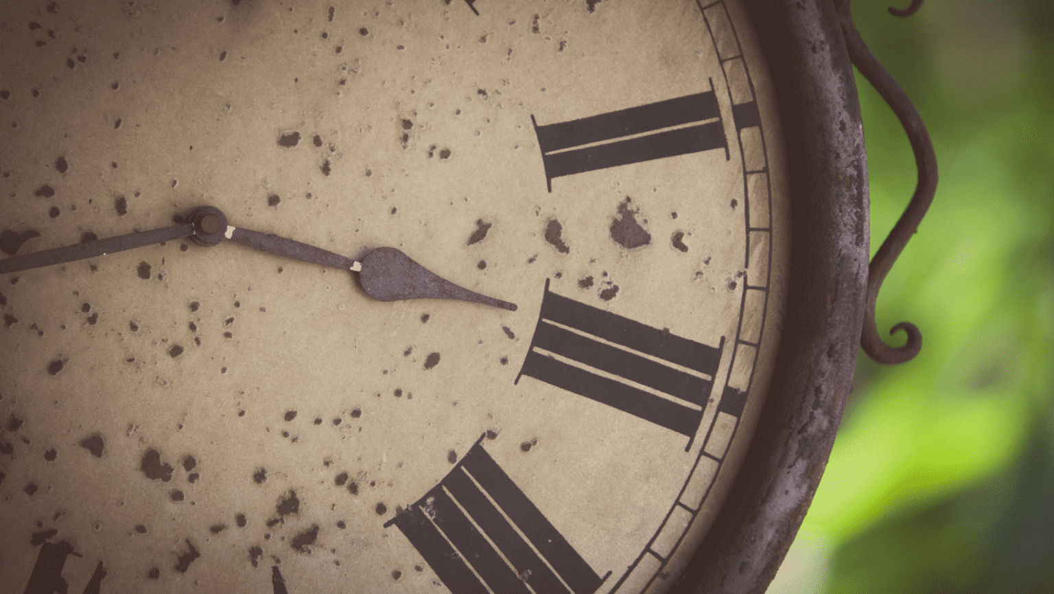 Should We Still Teach Analog Clocks?