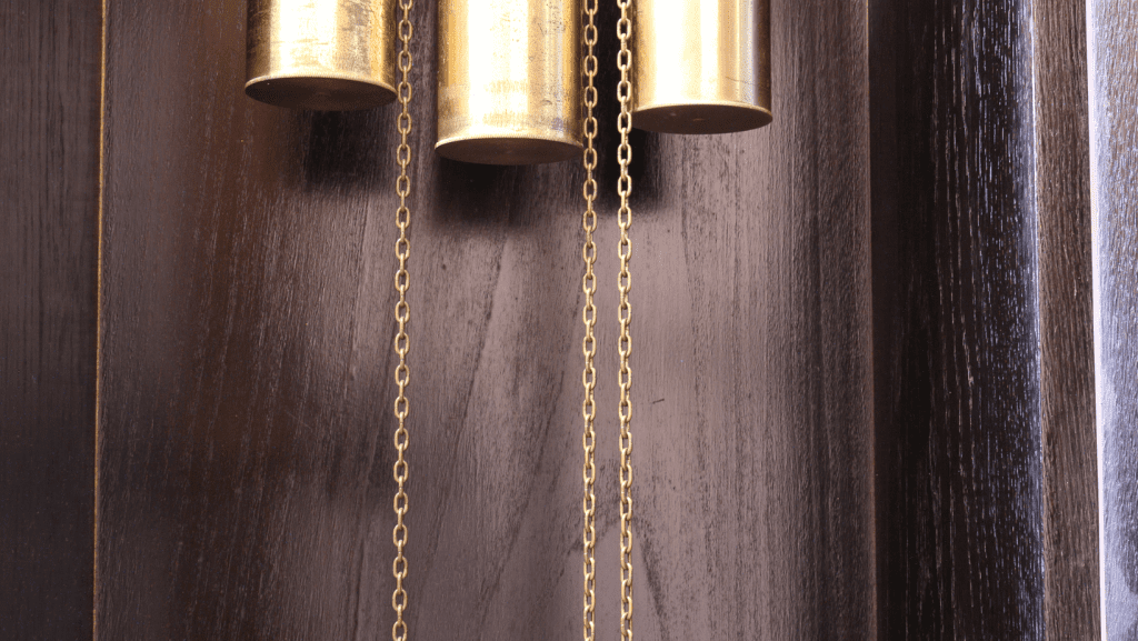 How to Release the Chain on a WeightDriven Clock Timecentre