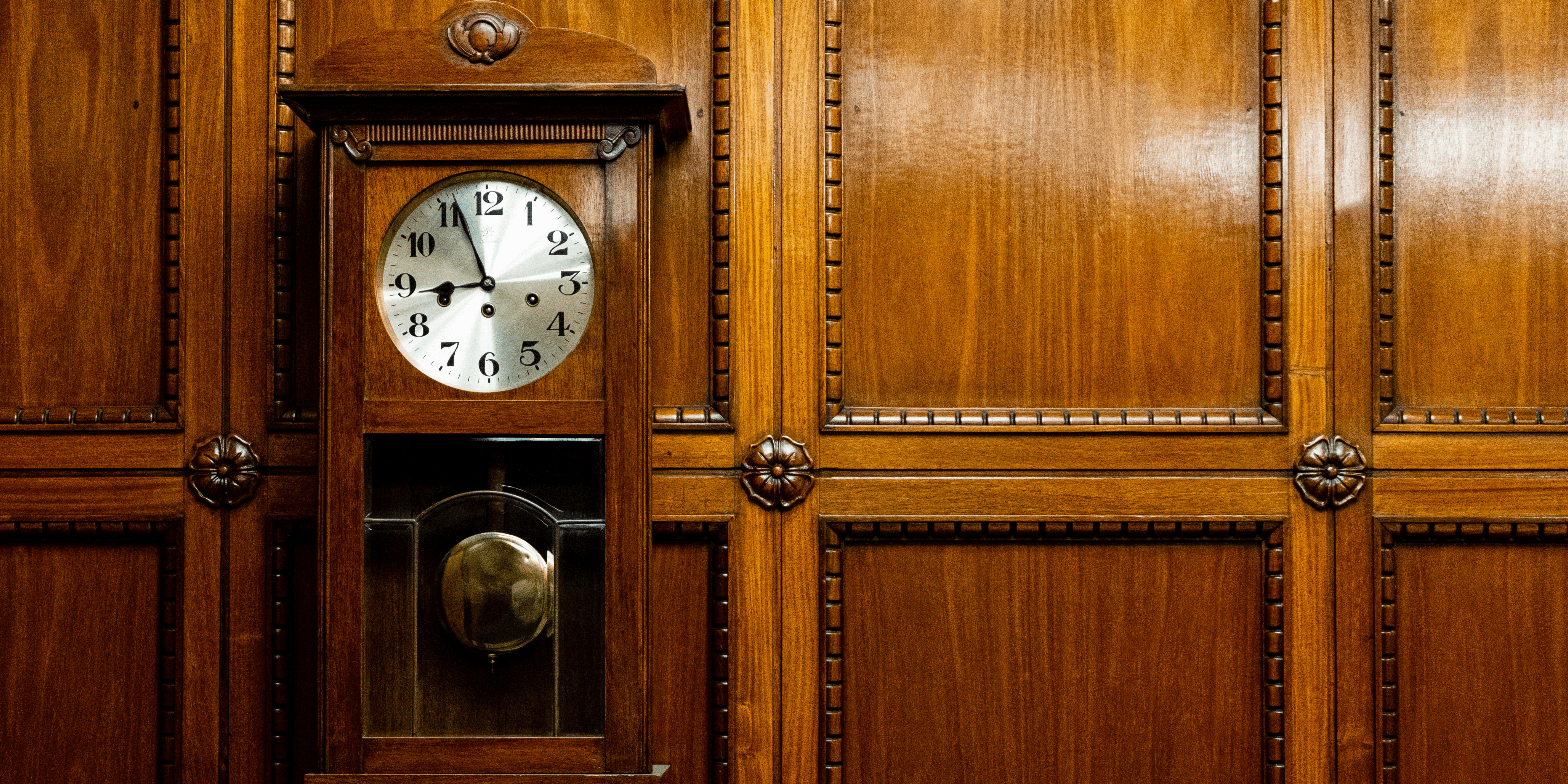 Time Centre, Clocks, Cuckoo Clocks, Pocket Watches, Galileos, Weather Houses, Grandfather Clocks, LED, Cuckoo Clock Spares, Africa Clock, Heidi Clocks, Antique Clocks, Clock Dials, Nurse Watches, Wall Clocks, Watch Winder, Weather Station